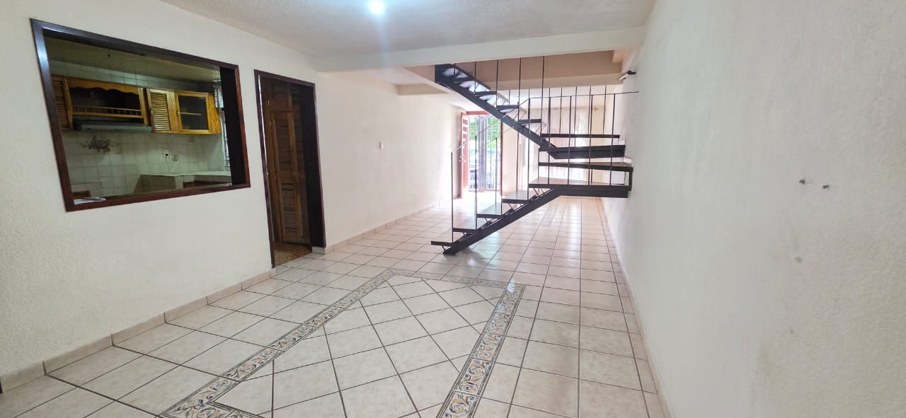 Haciendas Echeveste, Blvd. Materialistas