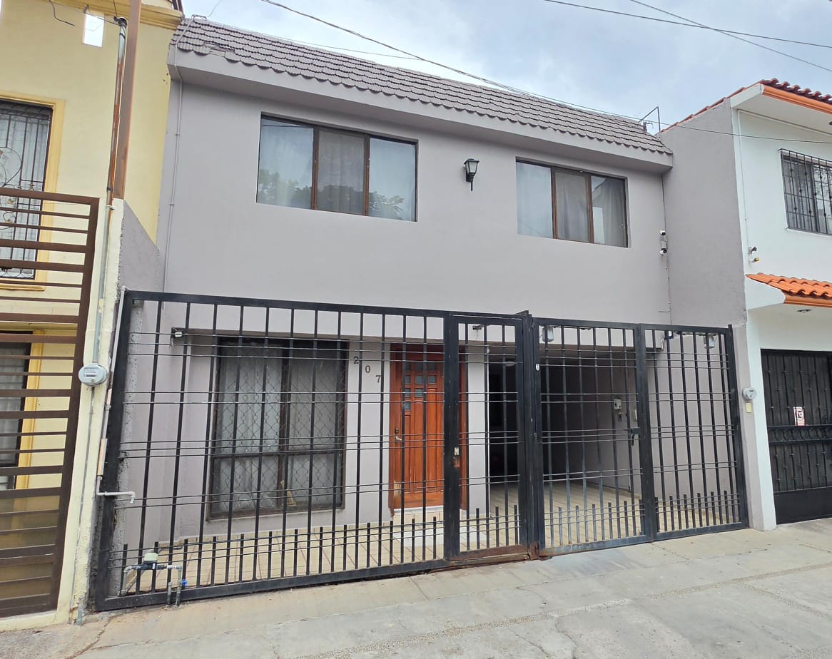 Haciendas Echeveste, Blvd. Materialistas